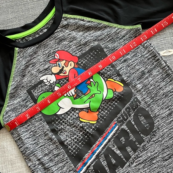 Kids Super Mario long sleeve shirt, Jumping Beans size 6 - Picture 3 of 8